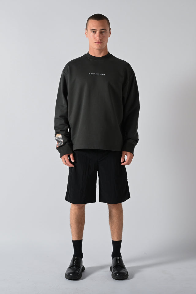 Outline Short - Black