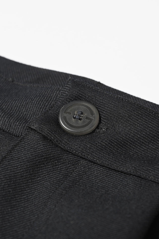 Short cargo à patch plissé en mérinos Piston - Noir